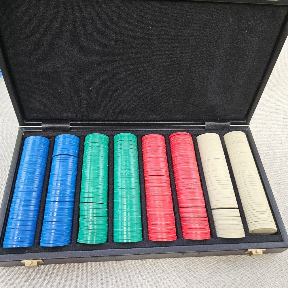 Vintage Mermaid Design Poker Chip Set 200+ Chips Black Case Gaming